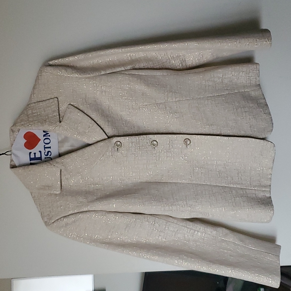 Cream & Gold Le Suit 4 Petite Skirt Suit